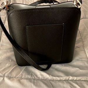 Small Darcy bucket-kate spade ♠️